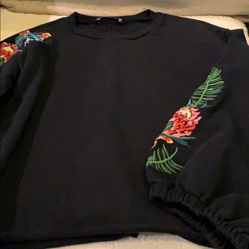 Zara navy size small blouse puffy sleeves w detai